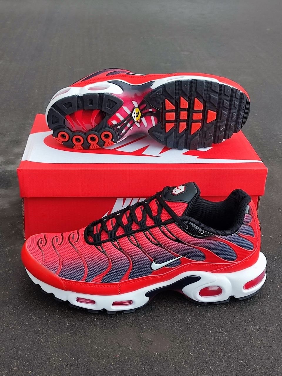 кроссовки nike air max tn plus,nike air max plus tn,nike air max plus og,кроссовки nike air max plus,nike air max tn plus оранжевые