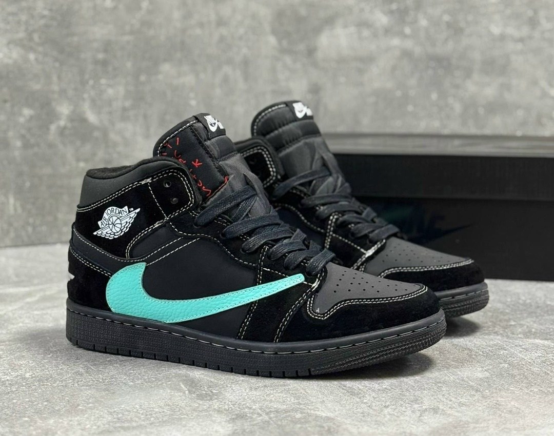 кроссовки nike air jordan 1 retro high og зимние,кроссовки nike air jordan 1 high travis scott,кроссовки nike travis scott x air jordan 1 high black phantom,кроссовки nike travis scott x air jordan 1,