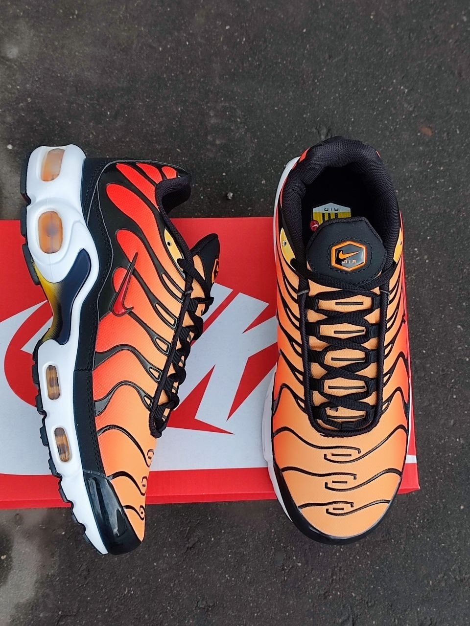 кроссовки nike air max plus tn,nike air max tn plus,мужские кроссовки nike air max tn plus,nike air max plus,кроссовки nike air max plus