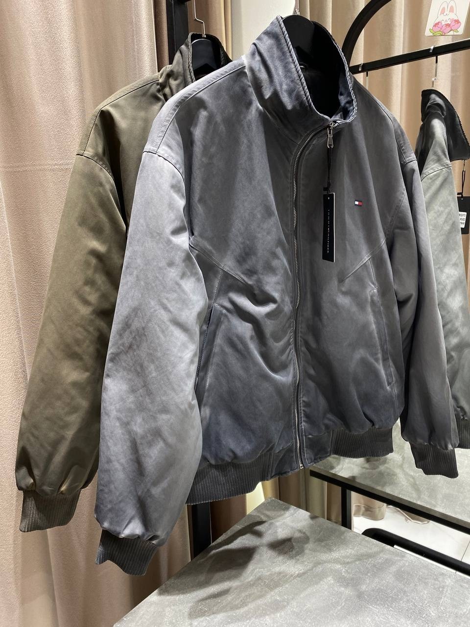 мужская куртка tommy hilfiger,куртка бомбер,куртка с воротником стойкой tommy hilfiger,куртка tommy hilfiger,мужская куртка бомбер