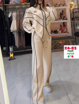 Костюм