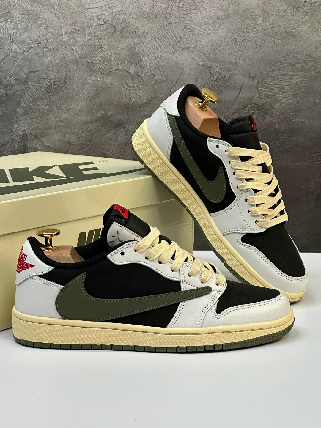 кроссовки nike air jordan 1 low travis scott,nike air jordan 1 low travis scott,кроссовки nike air jordan 1 low x travis scott,кроссовки travis scott x air jordan 1 low,air jordan 1 low travis scott