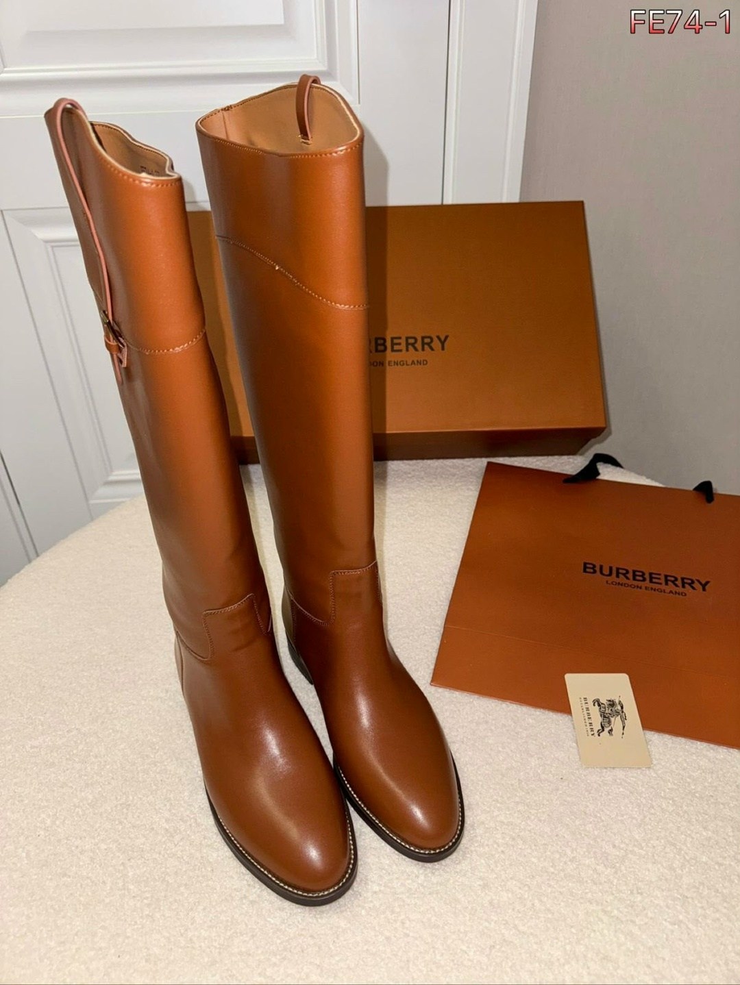 сапоги burberry,бербери сапоги,женские сапоги burberry,сапоги барбери женские,женские сапоги