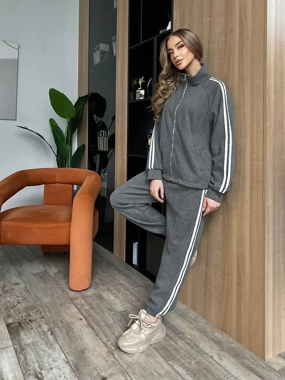 женский спортивный костюм,спортивный костюм,костюм с лампасами,костюм спортивные женские костюмы,стильные спортивные костюмы