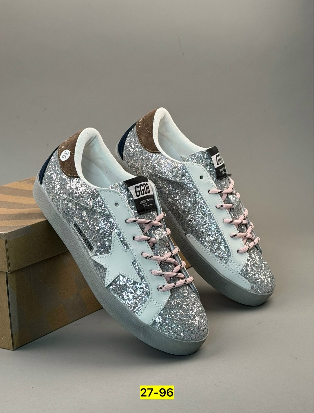 ,кеды golden goose женские,golden goose кеды super-star с блестками серебристый,golden goose кеды,кеды голден гус женские