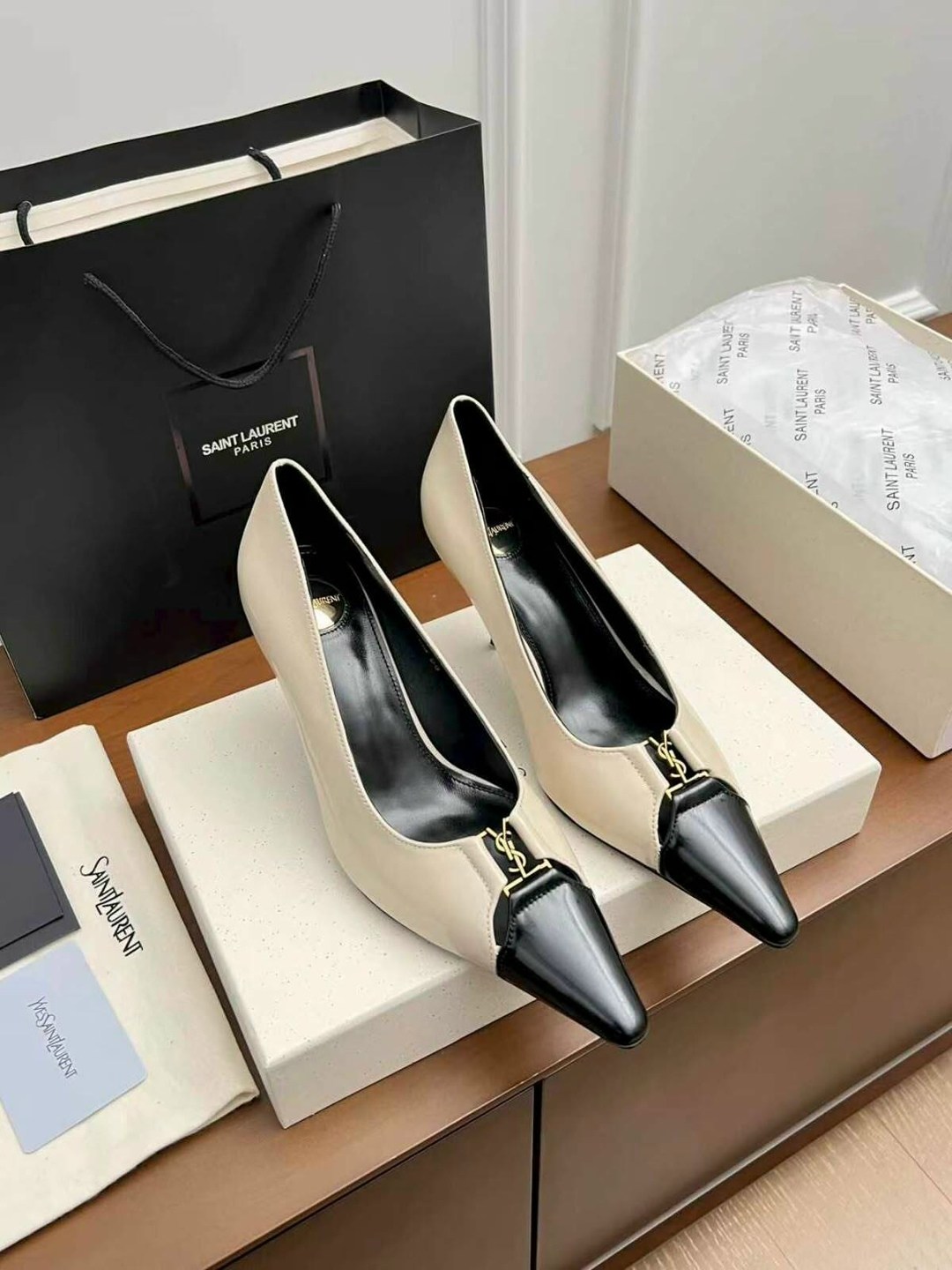 ,туфли yves saint laurent,saint laurent туфли,женские туфли лодочки,женские туфли