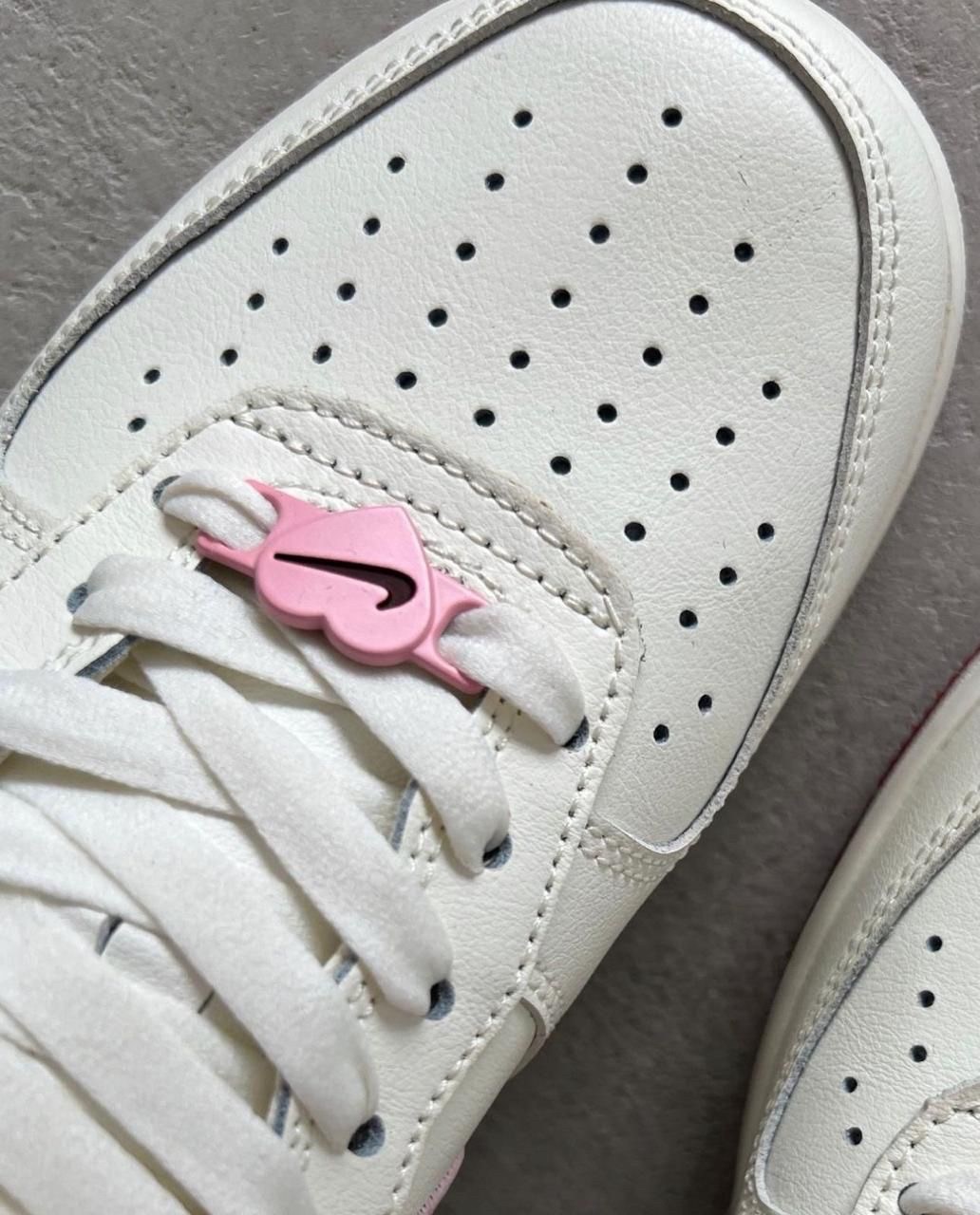 кросcовки nike air force 1,женские кроссовки nike air force 1 low valentine,кроссовки nike air force 1 low valentine day,кроссовки женские nike air force 1,кроссовки nike air force cherry