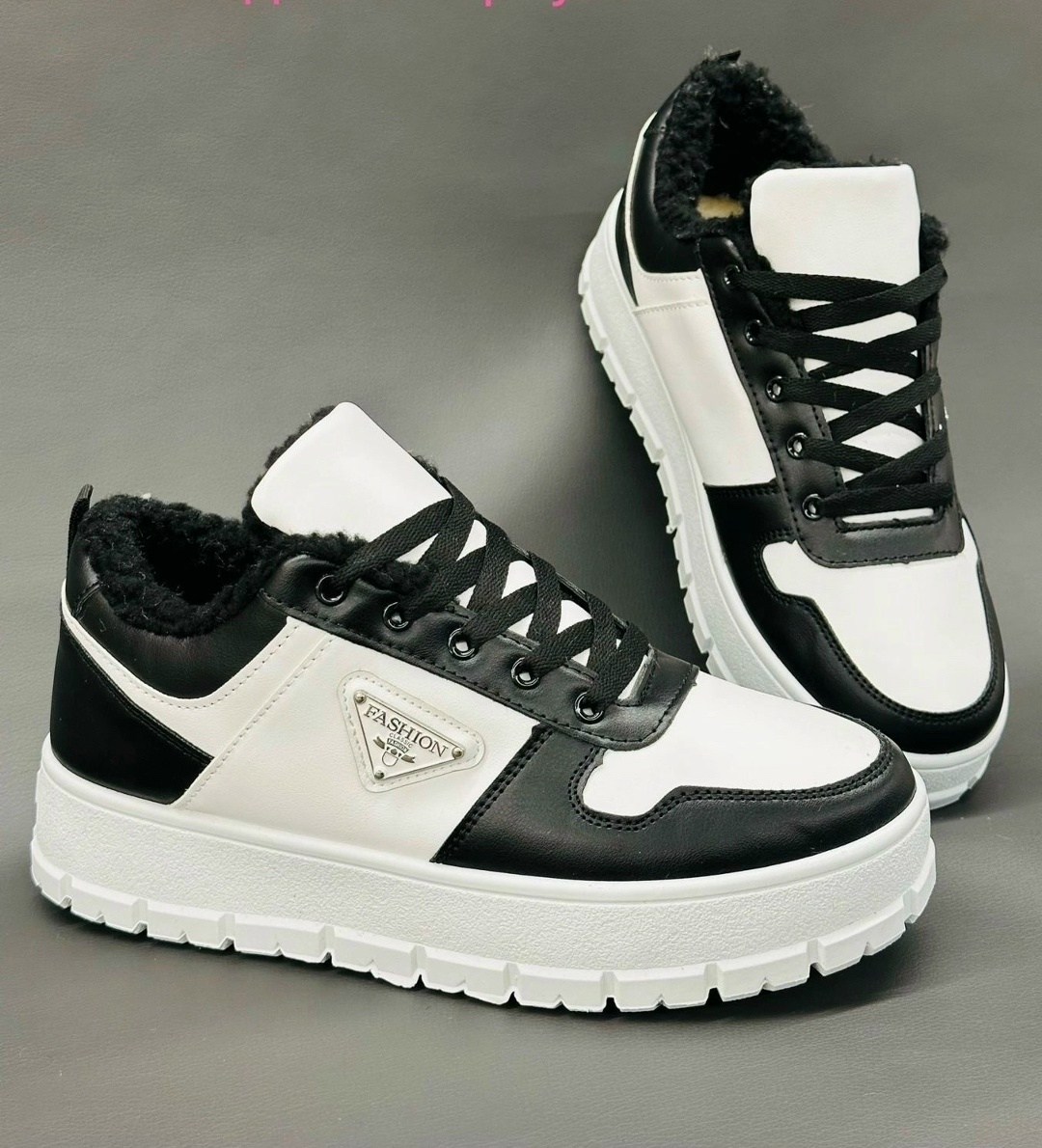 кроссовки guess terria flfter sue12 beis бежевый,зимние замшевые женские кеды prada бежевые с мехом,кроссовки guess бежевый,кроссовки женскиe,