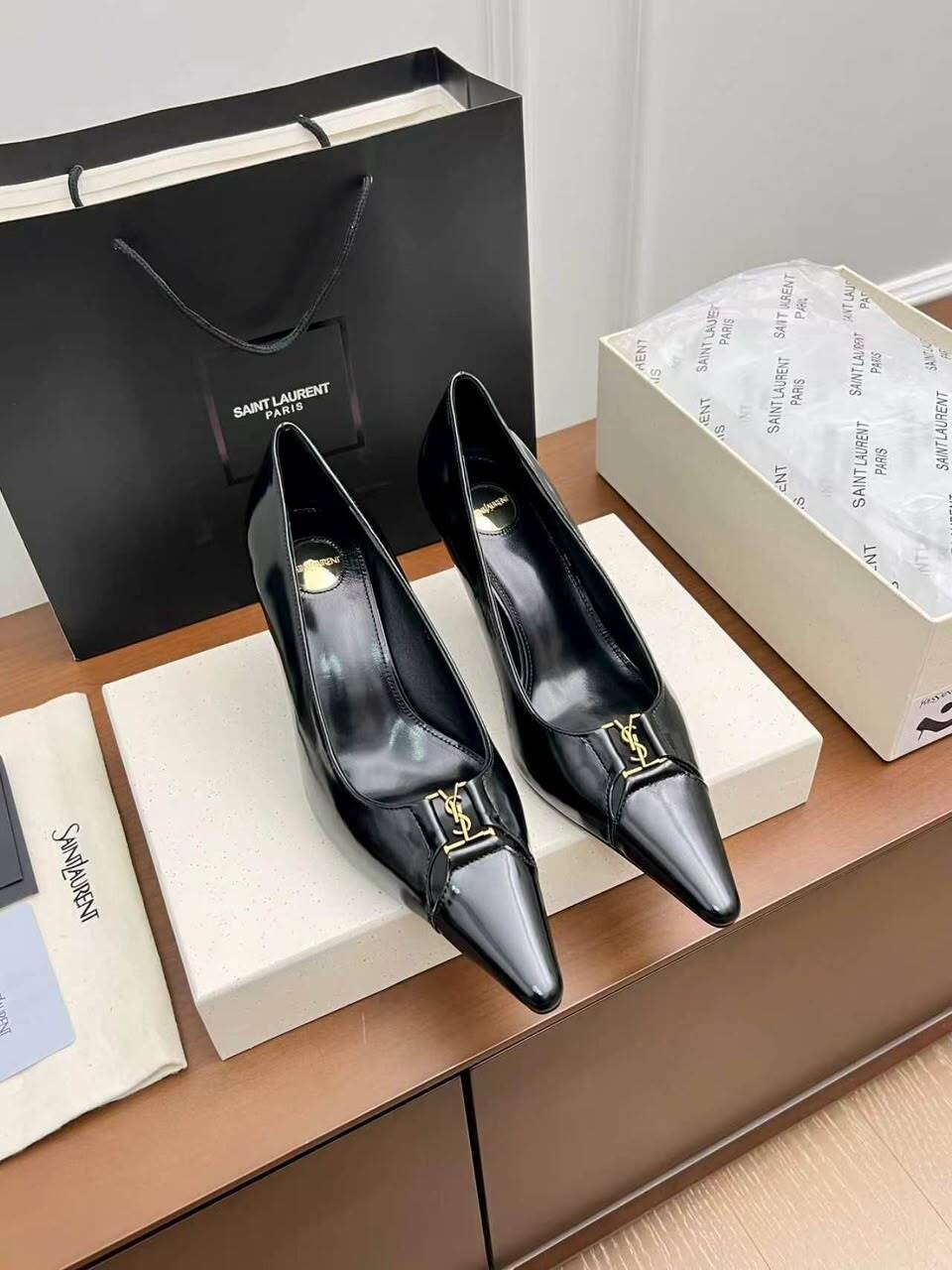 ,туфли yves saint laurent,saint laurent туфли,женские туфли лодочки,женские туфли