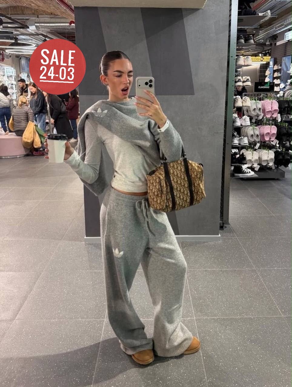 толстовка свободного кроя adidas розовый,адидас свитшот,adidas original,розовые штаны адидас,adidas originals adidas