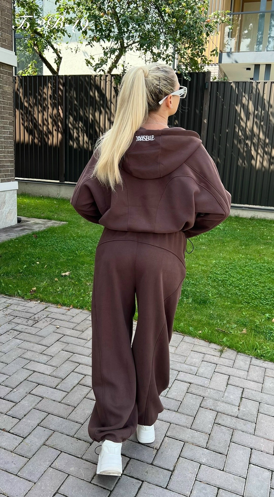 спортивный костюм женский,стильные костюмы,женский костюм,костюм двойка брюки и кофта на кулиске,костюм спортивный повседневный