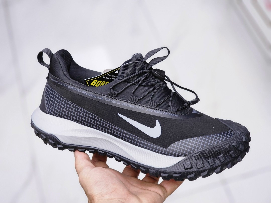 мужские кроссовки nike acg mountain fly low,кроссовки nike acg mountain fly low,кроссовки nike acg,кроссовки,кроссовки nike acg mountain fly low gore tex
