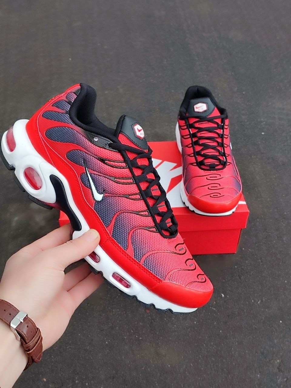 кроссовки nike air max tn plus,nike air max plus tn,nike air max plus og,кроссовки nike air max plus,nike air max tn plus оранжевые