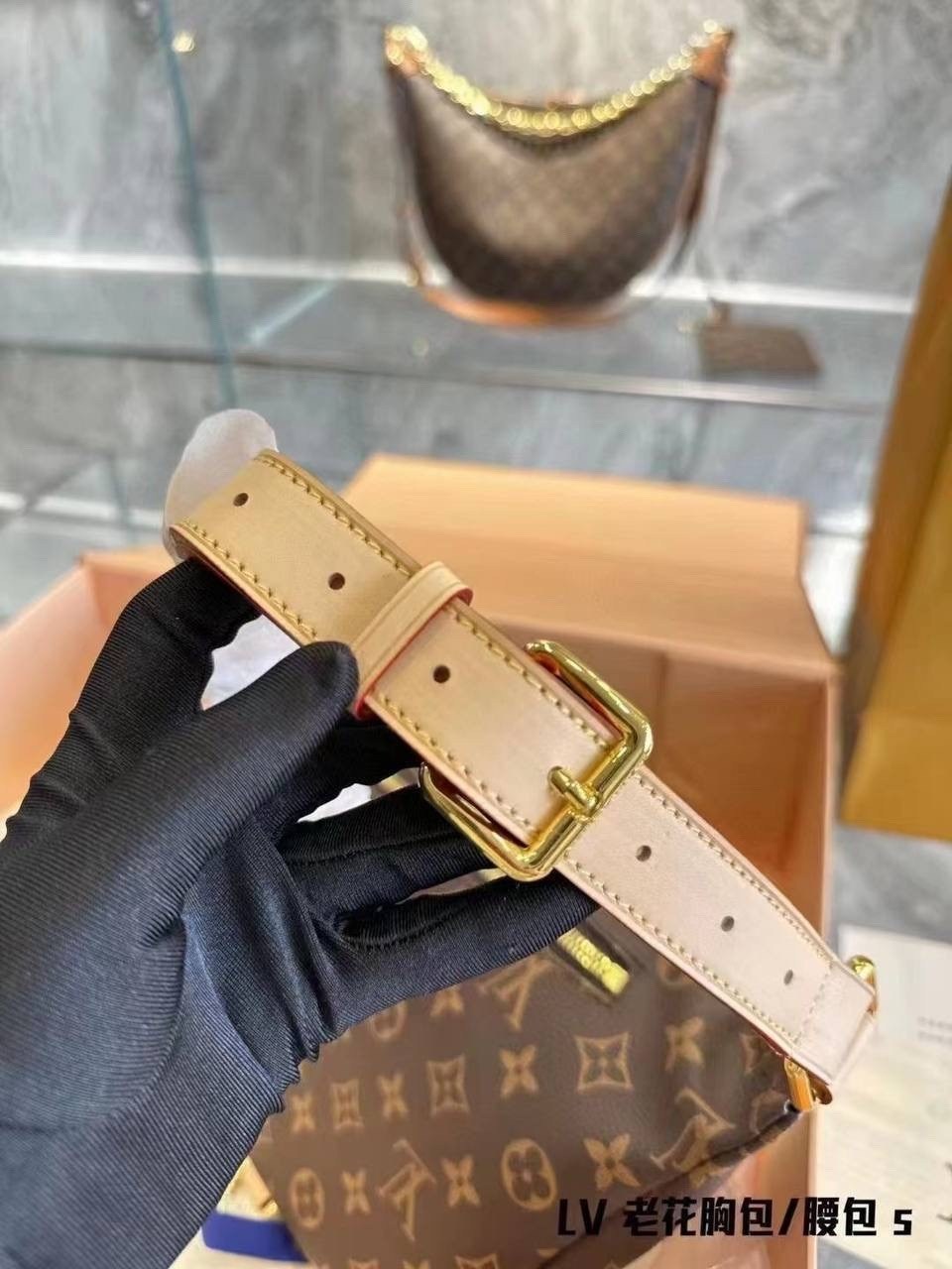 поясная сумка louis vuitton,сумкa louis vuitton,сумка на пояс louis vuitton,сумки женские louis vuitton сумка louis vuitton,сумка женская louis vuitton