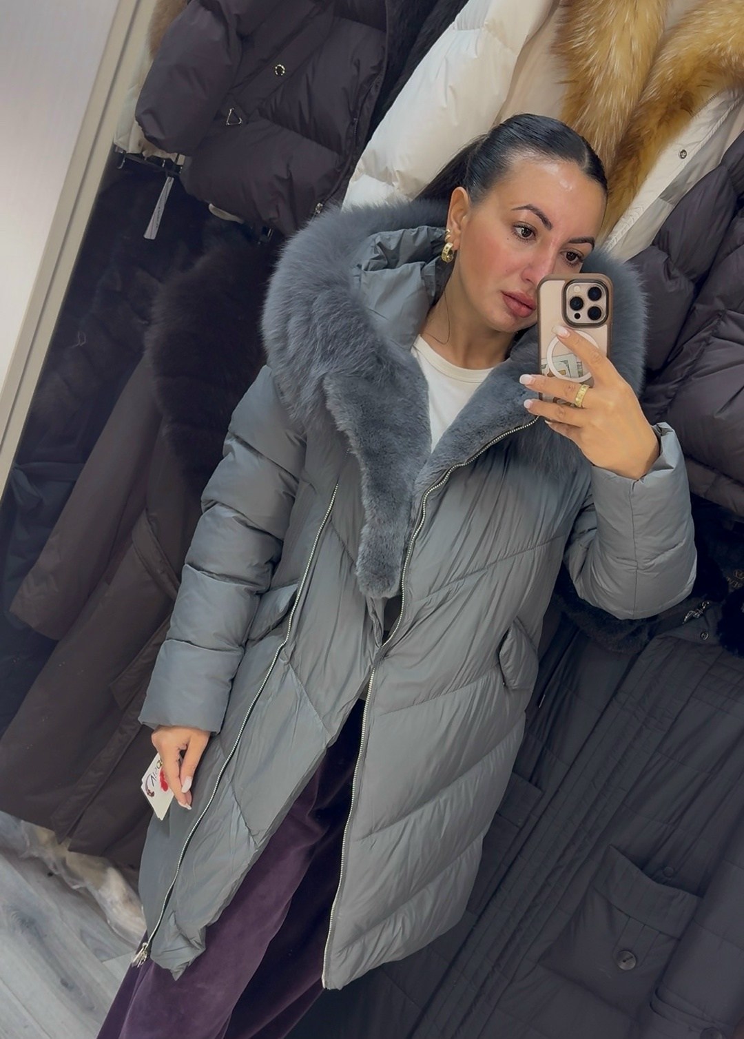 пуховик с мехом,куртка женская зимняя,пуховик женский зимний,пуховики с натуральным мехом,пуховик женский зимний с натуральным мехом