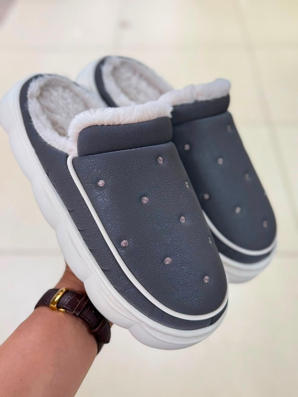 ,сабо crocs classic blitzen iii,крокс зимние мужские,тапочки модные,разные тапочки