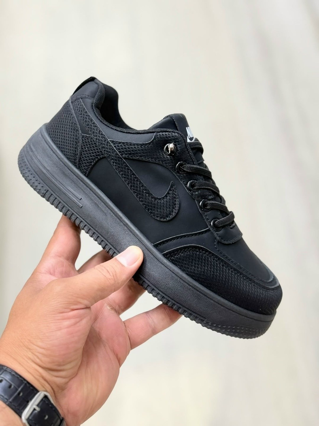 кроссовки,кроссовки женскиe,кроссовки nike женские,кроссовки удобные,стильные кроссовки