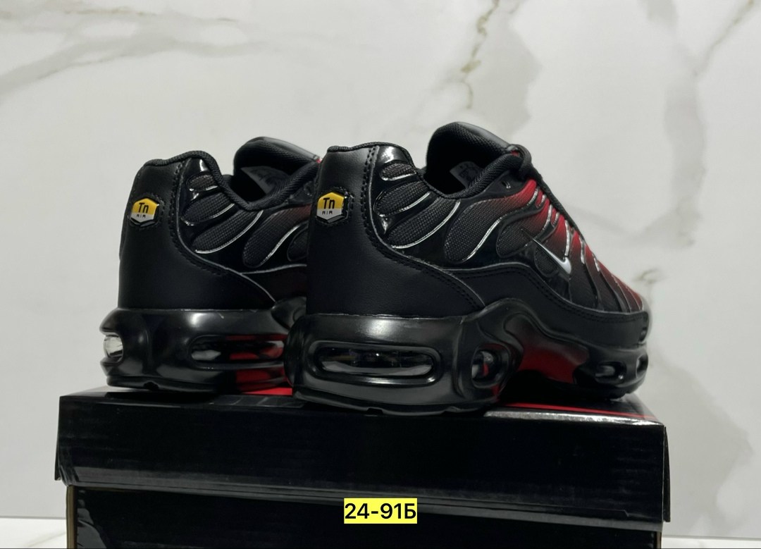 кроссовки кожа, женская,кроссовки nike air max plus,кроссовки,кроссовки nike air max plus tn