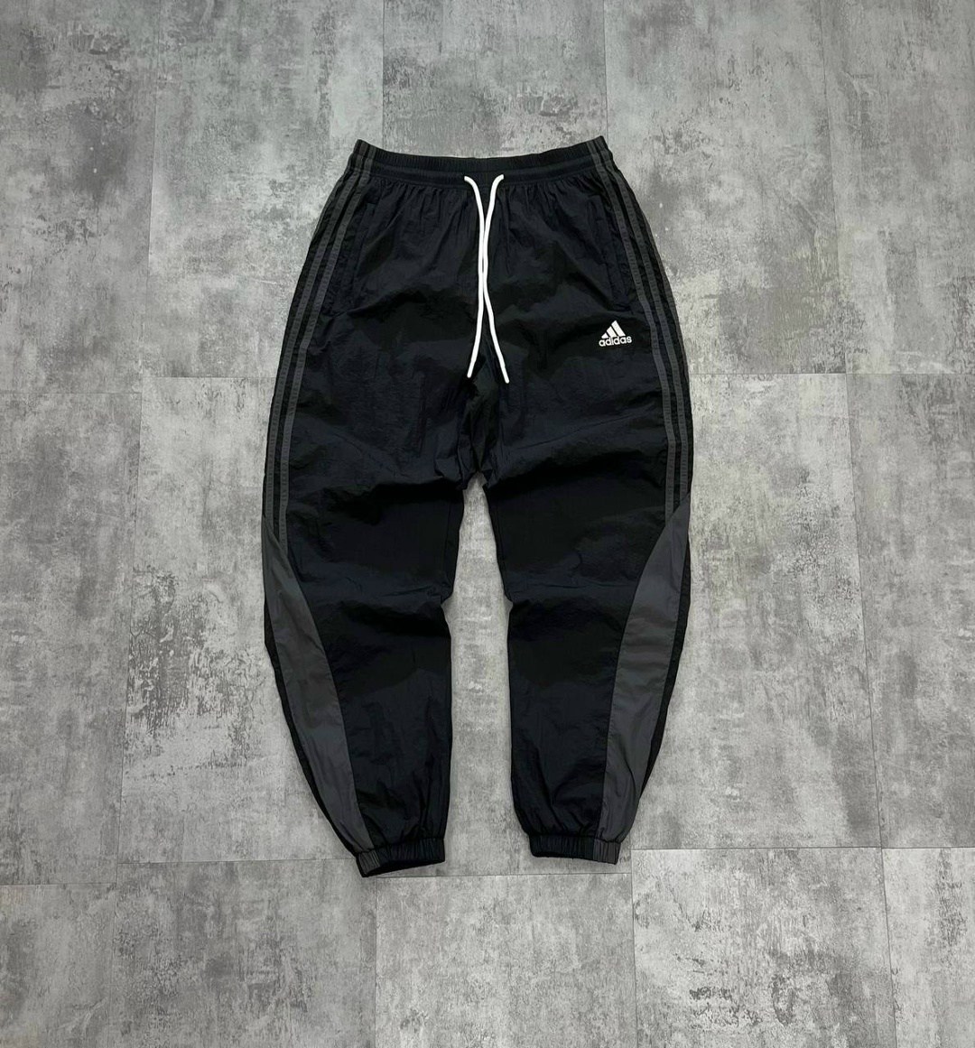 мужские спортивные штаны adidas,спортивные штаны adidas,брюки спортивные,спортивные штаны,штаны адидас