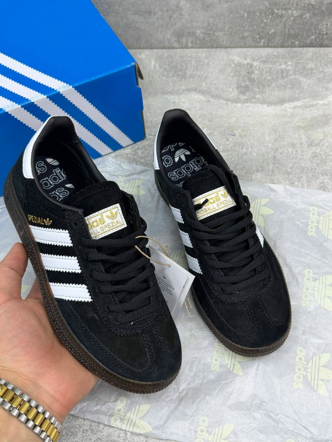 кроссовки adidas spezial,кроссовки adidas,adidas handball spezial,adidas originals кроссовки handball spezial,spezial красные кроссовки adidas