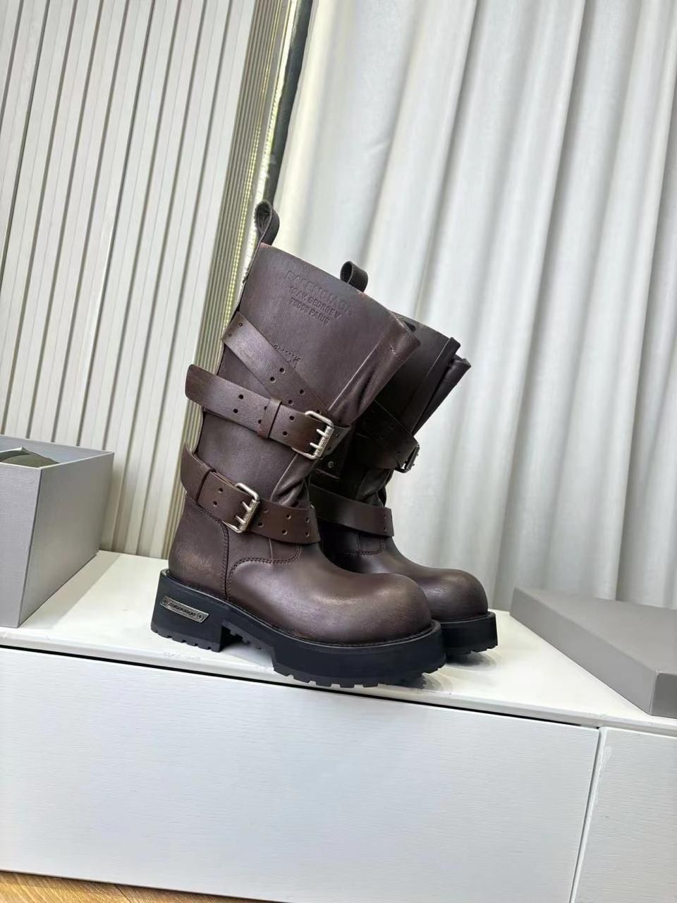 balenciaga сапоги,balenciaga ботинки,,высокие ботинки,сапоги высокие