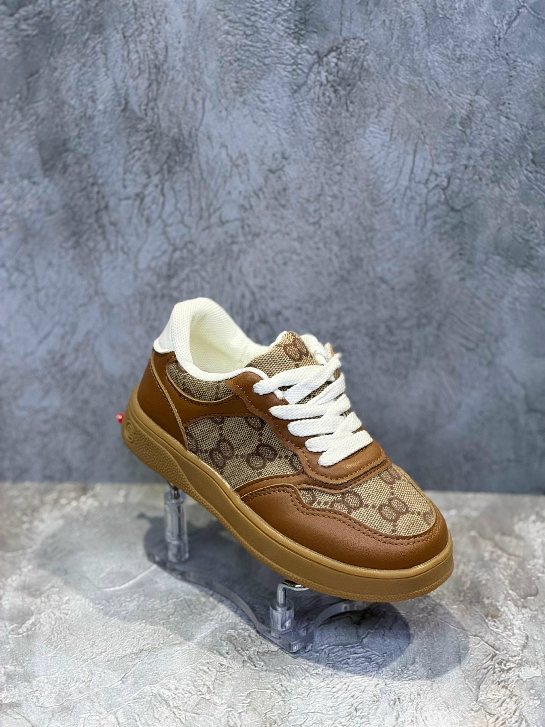 кроссовки гуччи женские оригинал,кроссовки gucci,,кроссовки гуччи,gucci кроссовки женские