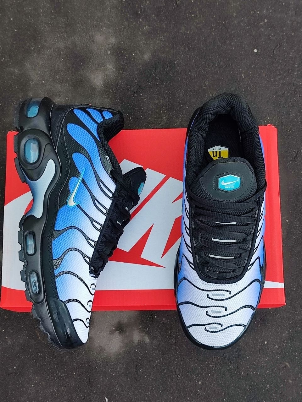 кроссовки nike air max plus tn,nike air max tn plus,мужские кроссовки nike air max tn plus,nike air max plus,кроссовки nike air max plus