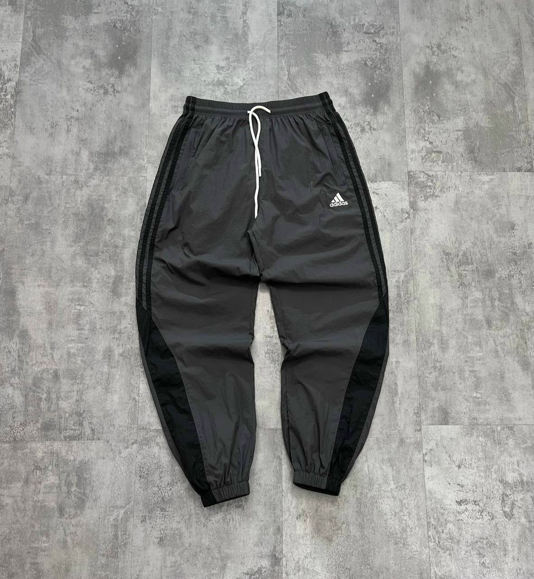 мужские спортивные штаны adidas,спортивные штаны adidas,брюки спортивные,спортивные штаны,штаны адидас