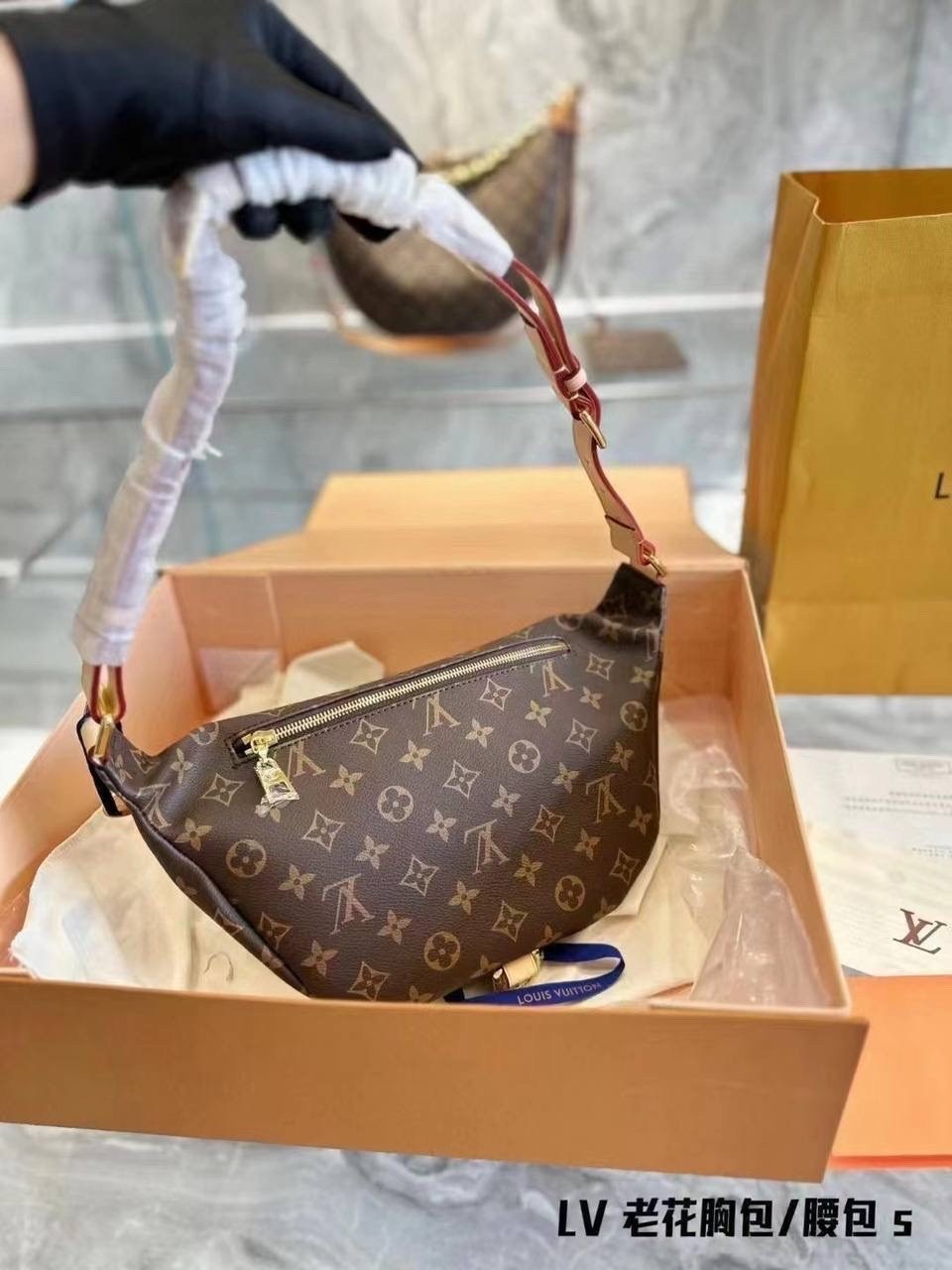 поясная сумка louis vuitton,сумкa louis vuitton,сумка на пояс louis vuitton,сумки женские louis vuitton сумка louis vuitton,сумка женская louis vuitton