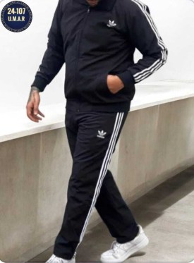 Костюм