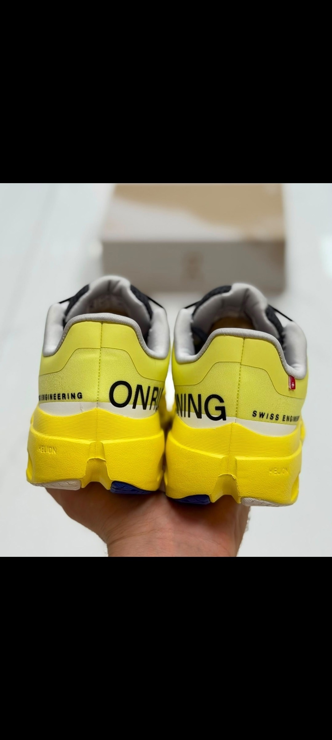 желтые кроссовки баленсиага,кроссовки balenciaga,кроссовки balenciaga triple s clear sole,balenciaga triple s clear sole,женские кроссовки balenciaga