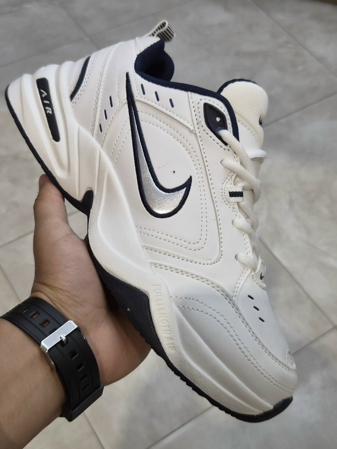 кроссовки nike athletic air monarch iv белый,кроссовки nike air monarch iv,кроссовки nike air monarch,кроссовки nike air monarch iv 415445 102,кроссовки мужские nike air monarch iv