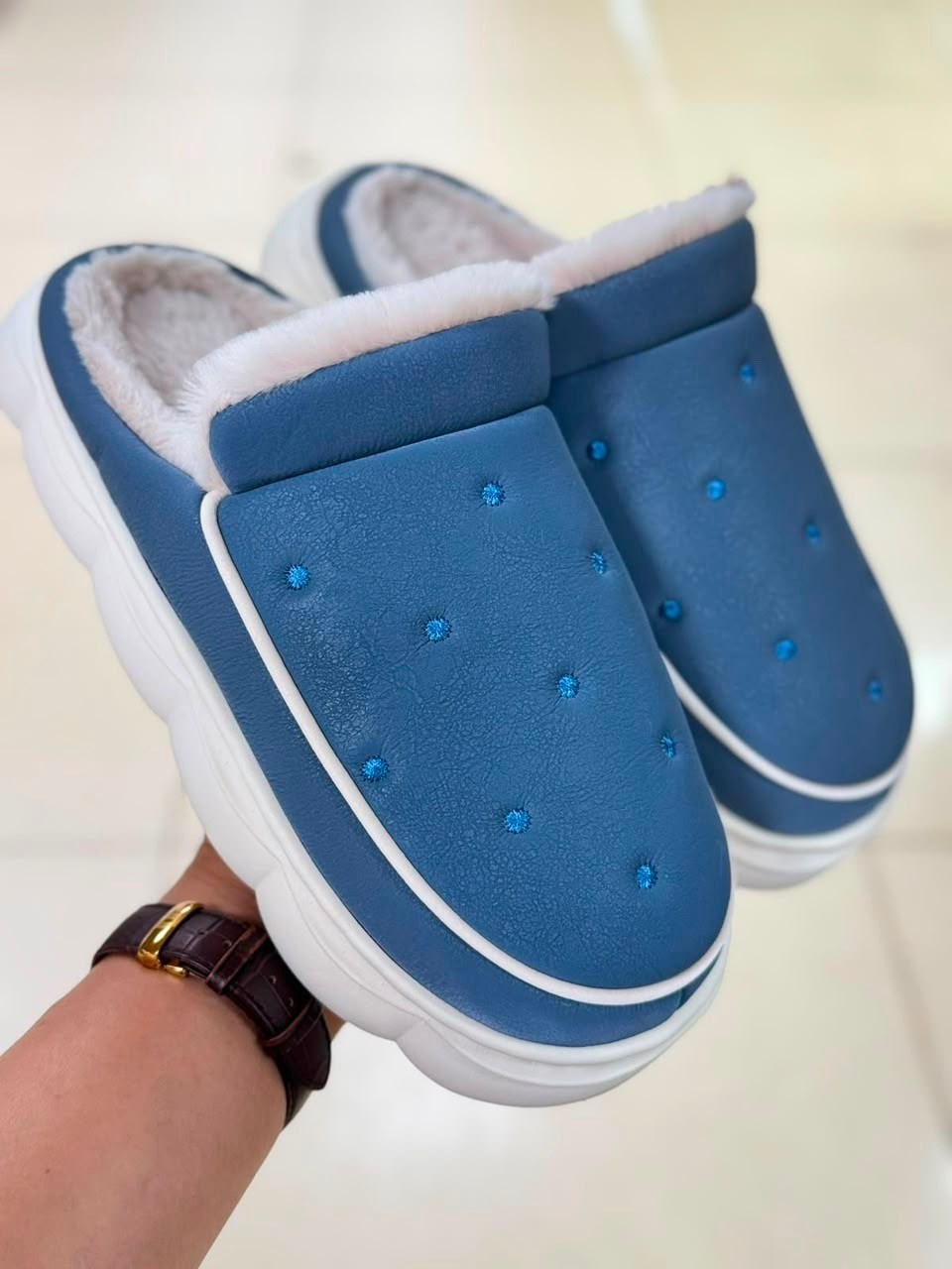 ,сабо crocs classic blitzen iii,крокс зимние мужские,тапочки модные,разные тапочки