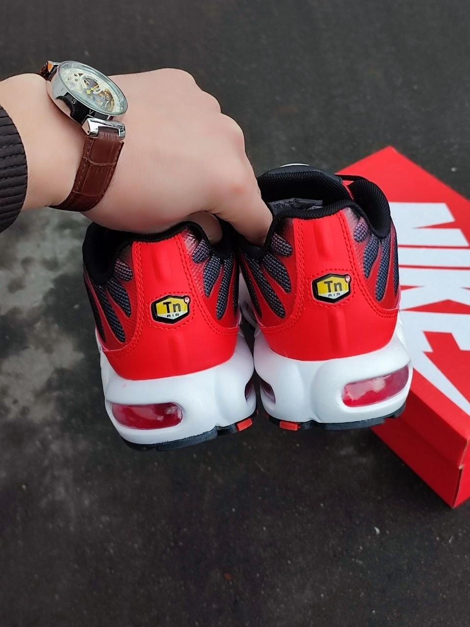 nike air max tn plus,кроссовки nike air max plus tn,кроссовки,кроссовки nike air max plus tn арт. 37364,кроссовки nike air max plus tn синий