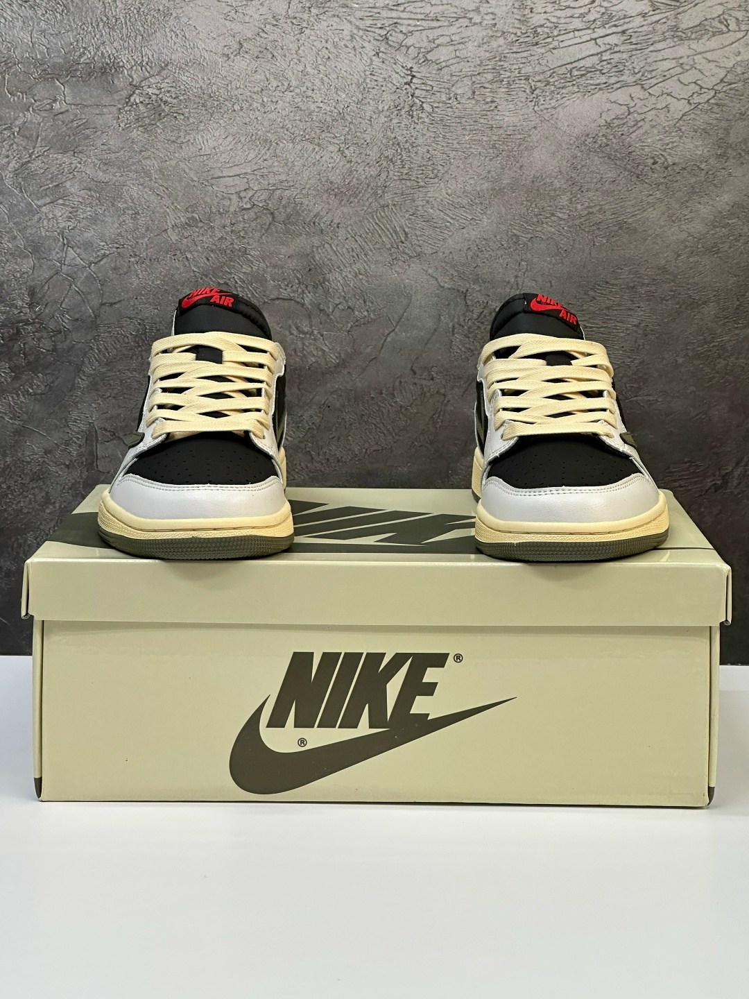 кроссовки nike air jordan 1 low travis scott,nike air jordan 1 low travis scott,кроссовки nike air jordan 1 low x travis scott,кроссовки travis scott x air jordan 1 low,air jordan 1 low travis scott