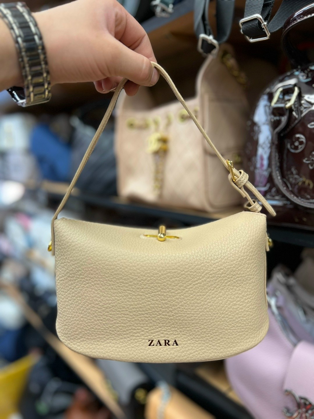 fendi сумка,сумка фенди оригинал,fendi сумка на плечо,сумка,женская сумка fendi
