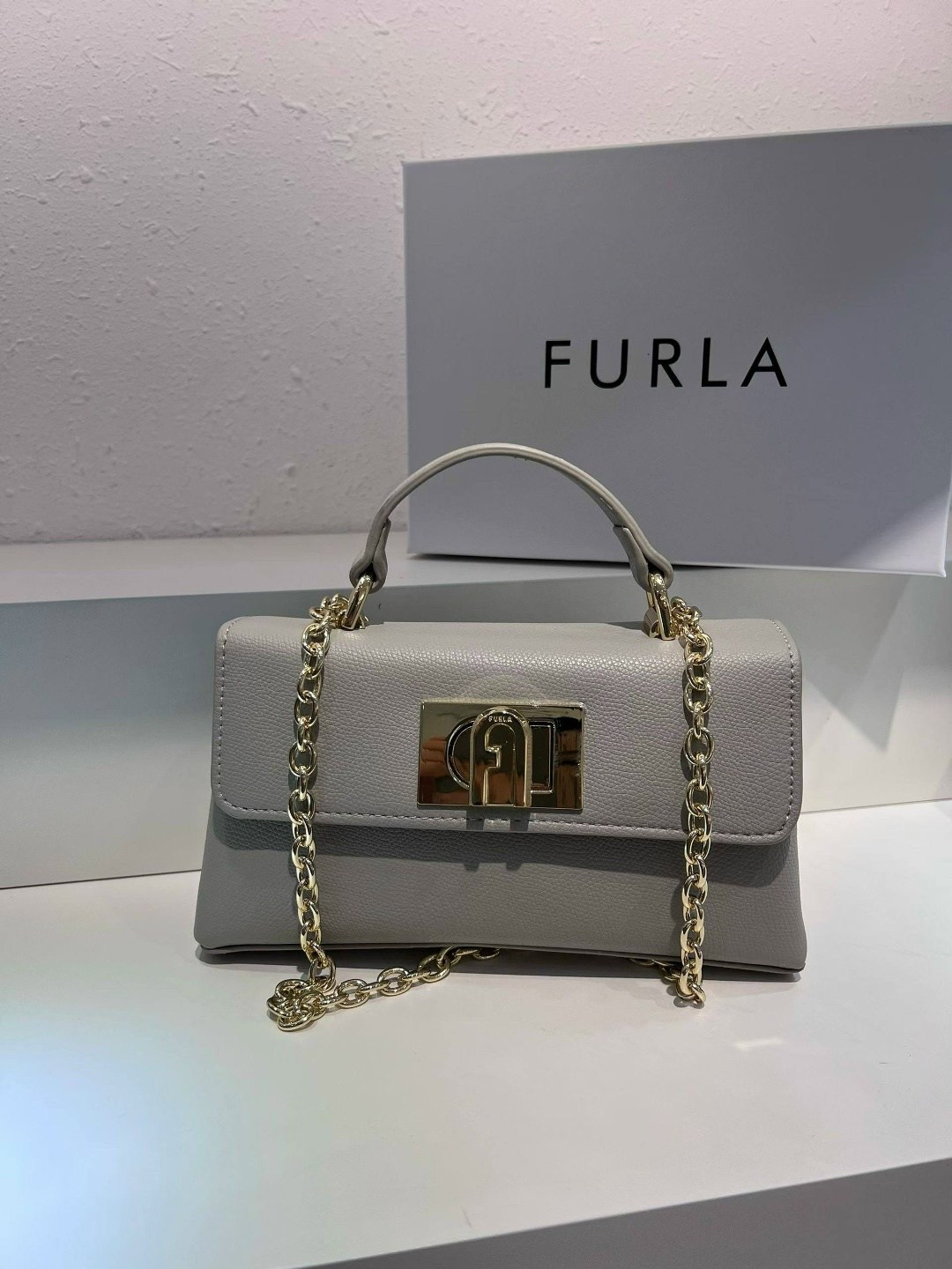 женская сумка furla,сумка furla,сумка,сумки брендовая,женская сумка