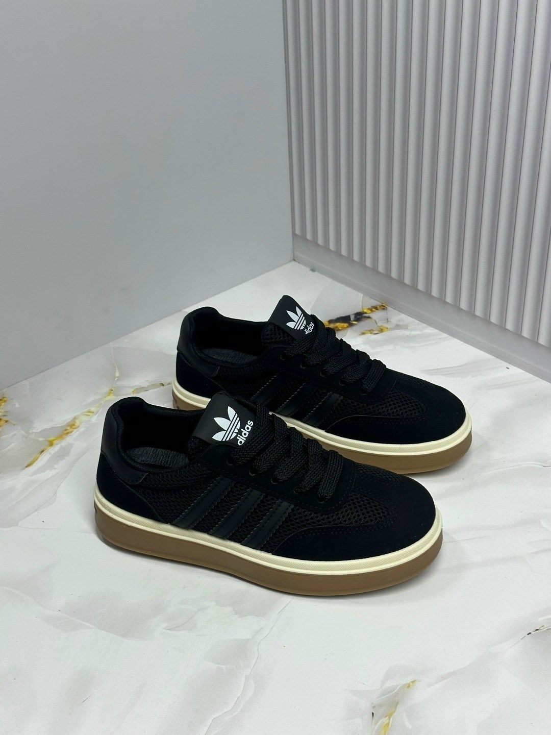 ,кроссовки adidas,кроссовки женскиe, женская,кроссовки кеды