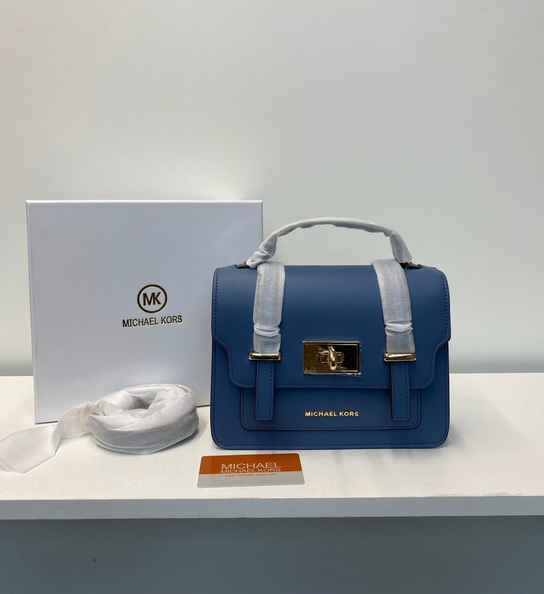 michael kors сумка,женская cумка michael kors,сумка женская michael kors оригинал,женская сумка на плечо michael kors,сумка michael kors оригинал