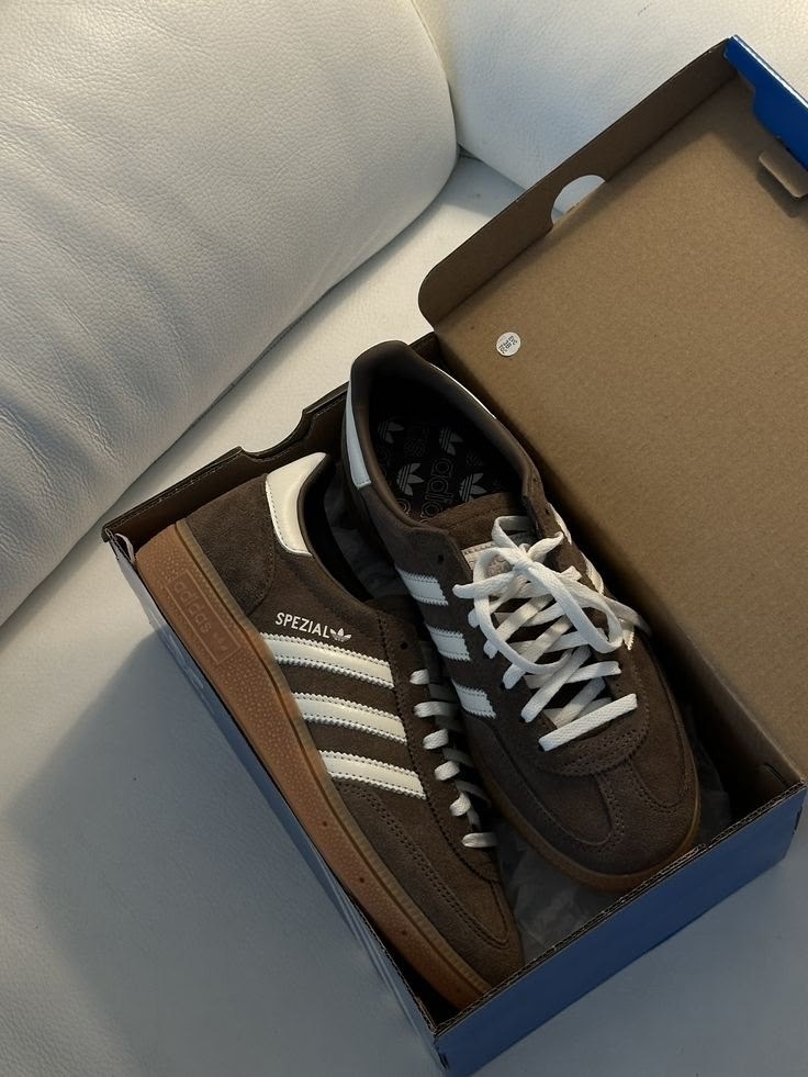 кроссовки adidas spezial,кроссовки adidas handball spezial,adidas originals handball spezial,adidas handball spezial,adidas handball spezial shadow brown gum