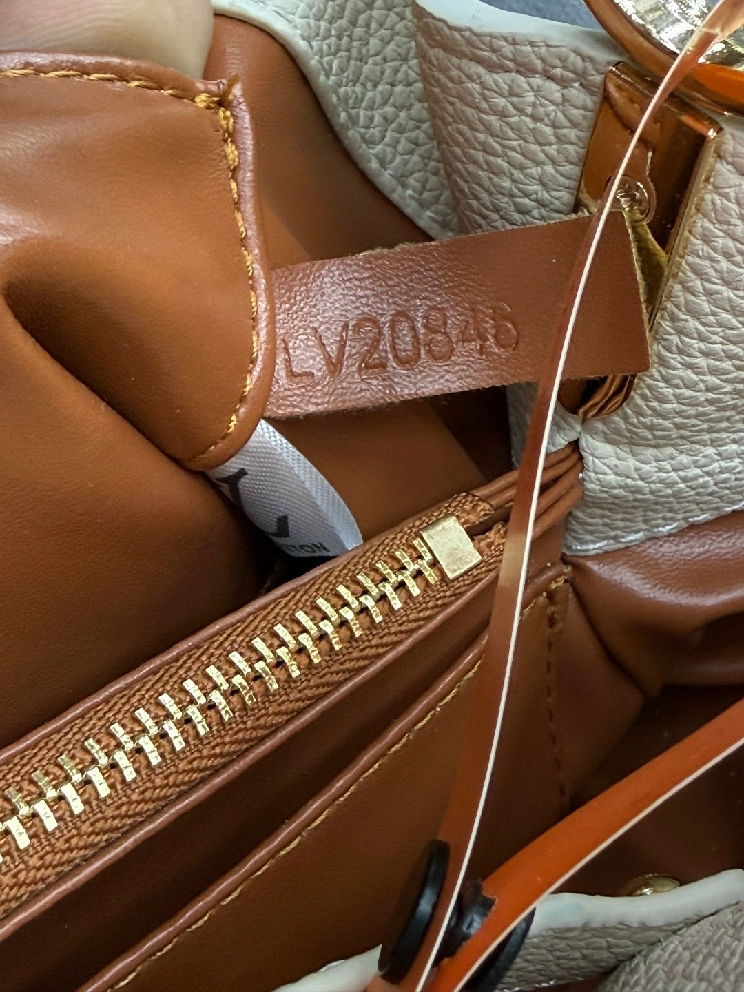 сумка женская louis vuitton,cумка louis vuitton,сумка,louis vuitton capucines,луи виттон сумка