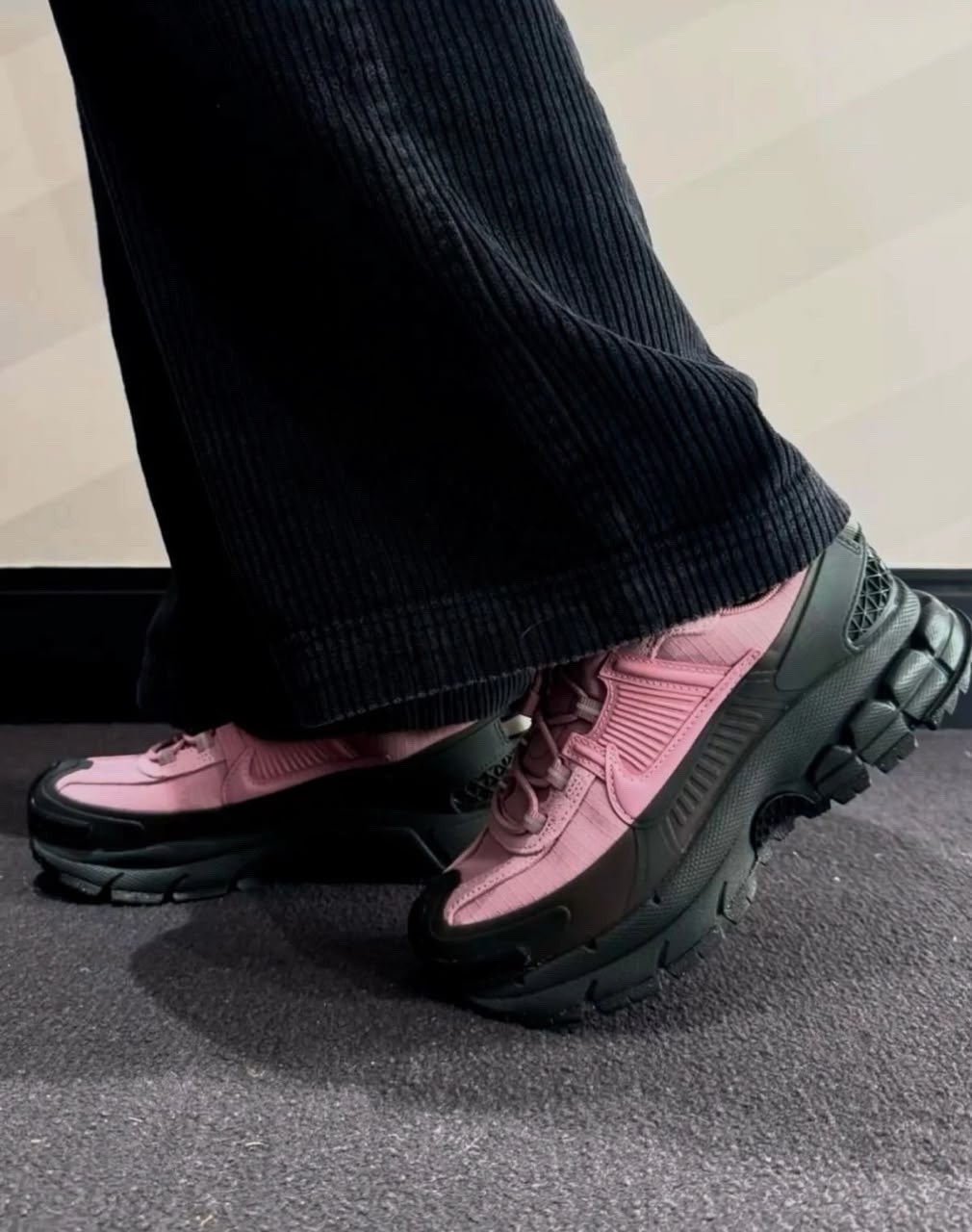 женские кроссовки,,кроссовки nike женские,повседневные кроссовки,розовые кроссовки