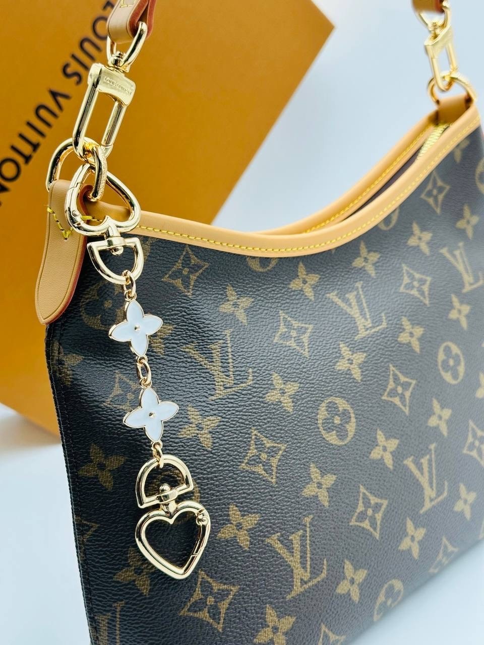 сумка louis vuitton,сумка на плечо louis vuitton,louis vuitton женская сумка,сумки луи виттон,lv louis vuitton женская модная классическая сумка через плечо