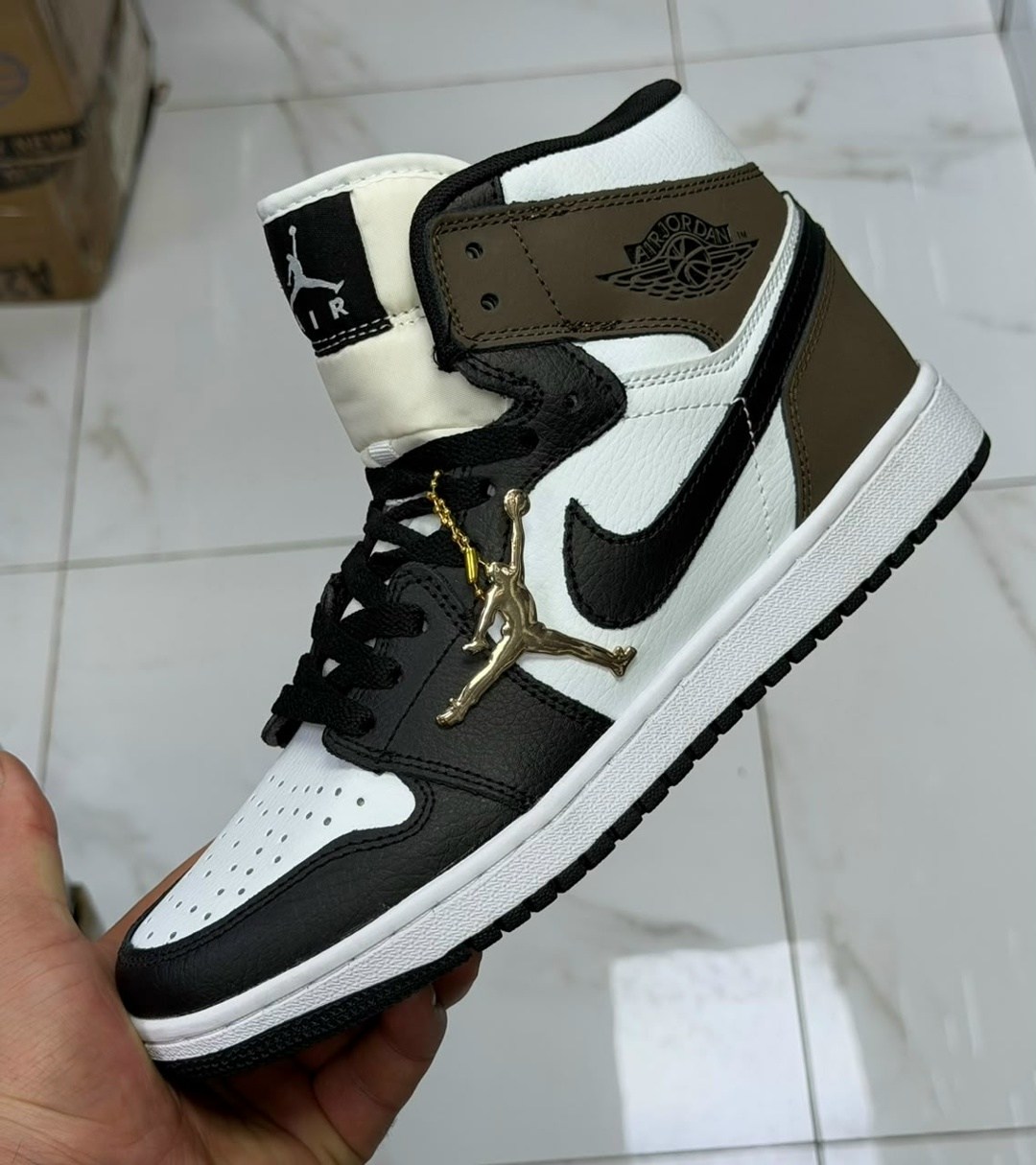nike air jordan 1,кроссовки nike air jordan 1 retro,кроссовки nike air jordan 1 retro high,кроссовки nike air jordan 1,кроссовки dior x nike air jordan 1