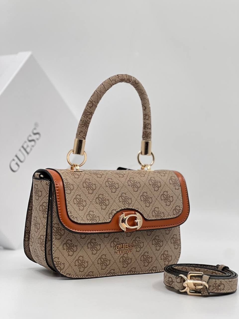 guess сумка,сумка женская guess hwjb8414210 коричневая,сумка женская guess,женская сумка через плечо от бренда guess,guess сумка на плечо кросс-боди
