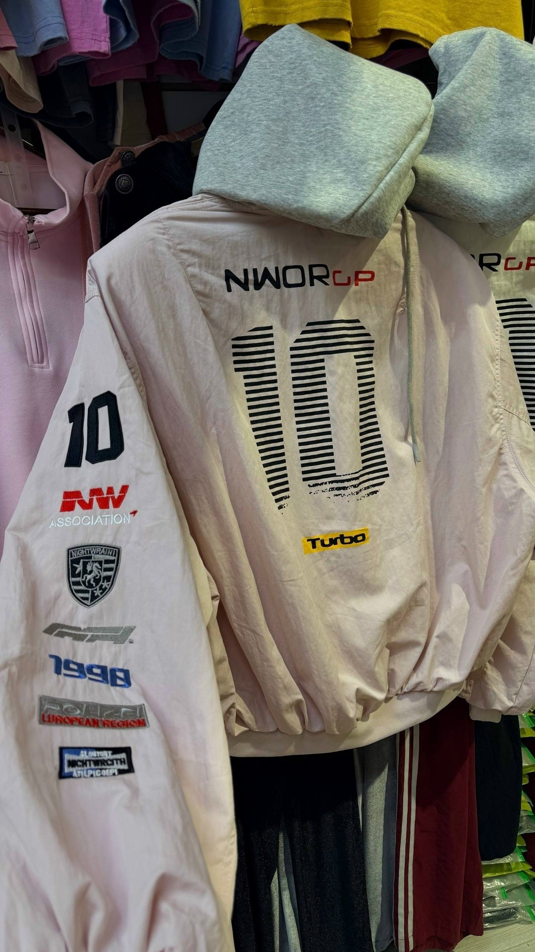 куртка,повседневная куртка,куртка бомбер,куртка модная,racing jacket