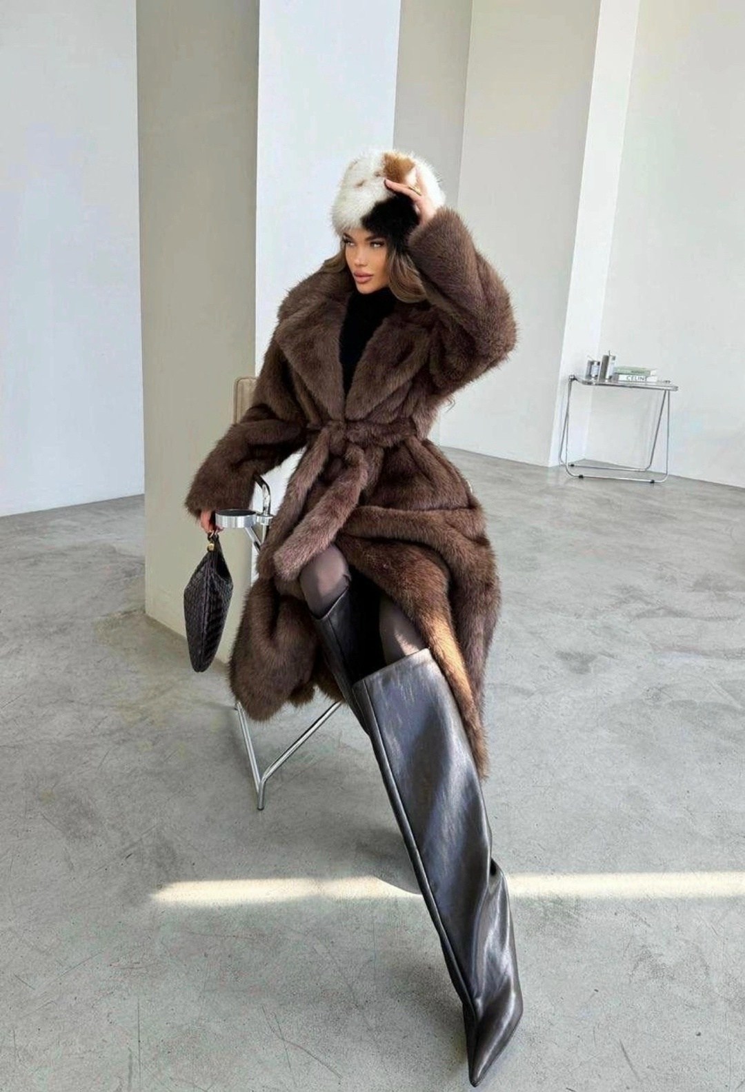 шуба тренд 2026,шуба из экомеха,шуба max mara,женская шуба,шуба эко мех