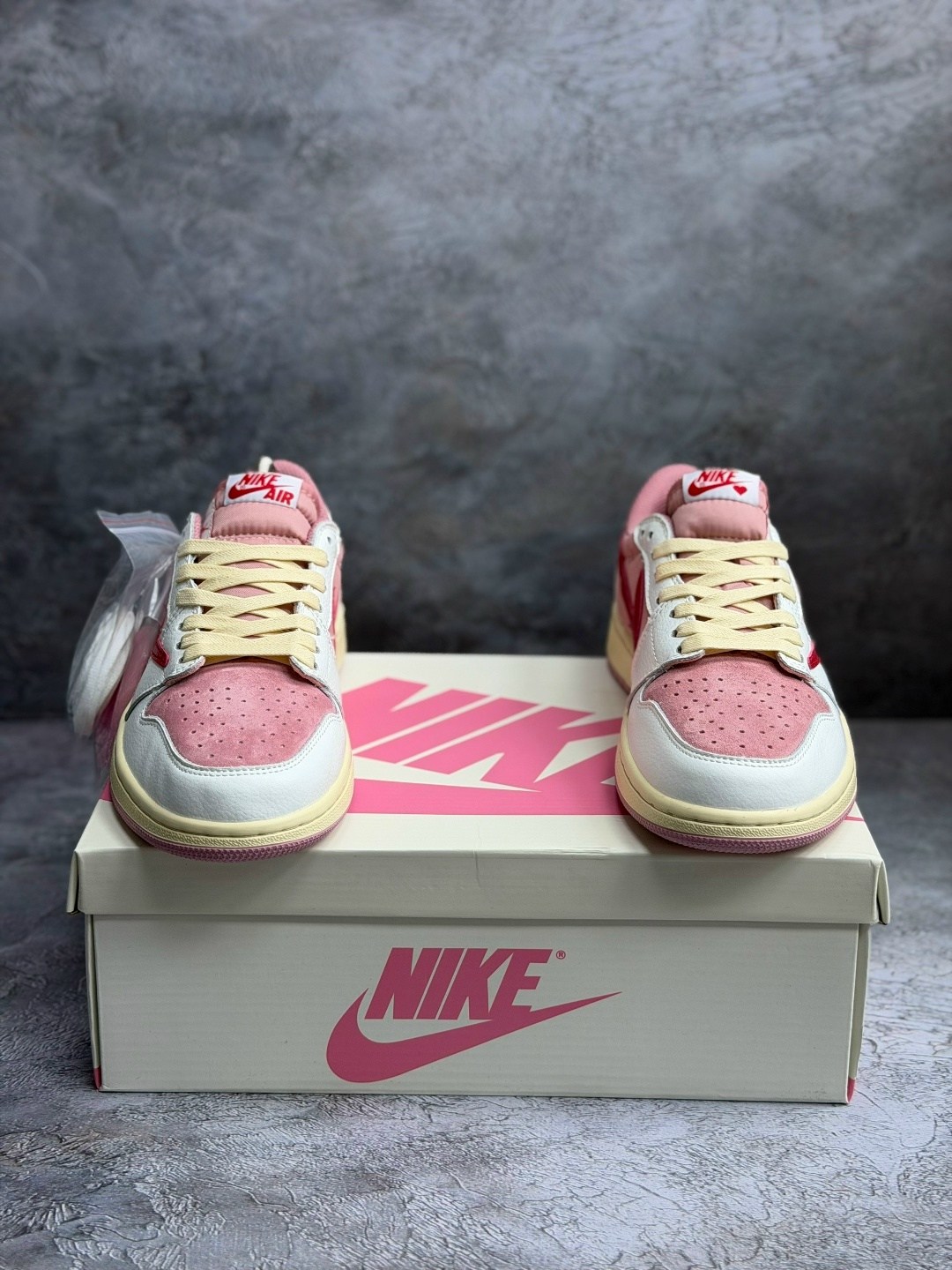 travis scott x air jordan 1 low sail shy pink,nike air jordan 1 low x travis scott,кроссовки nike air jordan x travis scott,travis scott x air jordan 1 low og sail/shy pink,nike air jordan 1 low x tra
