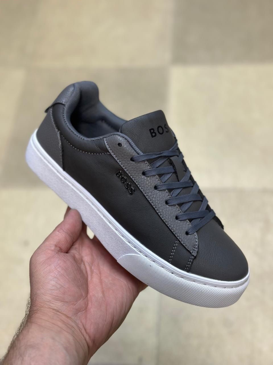 ,кроссовки boss,кроссовки boss panelled leather sneakers черный,кроссовки мужские,кроссовки boss черный