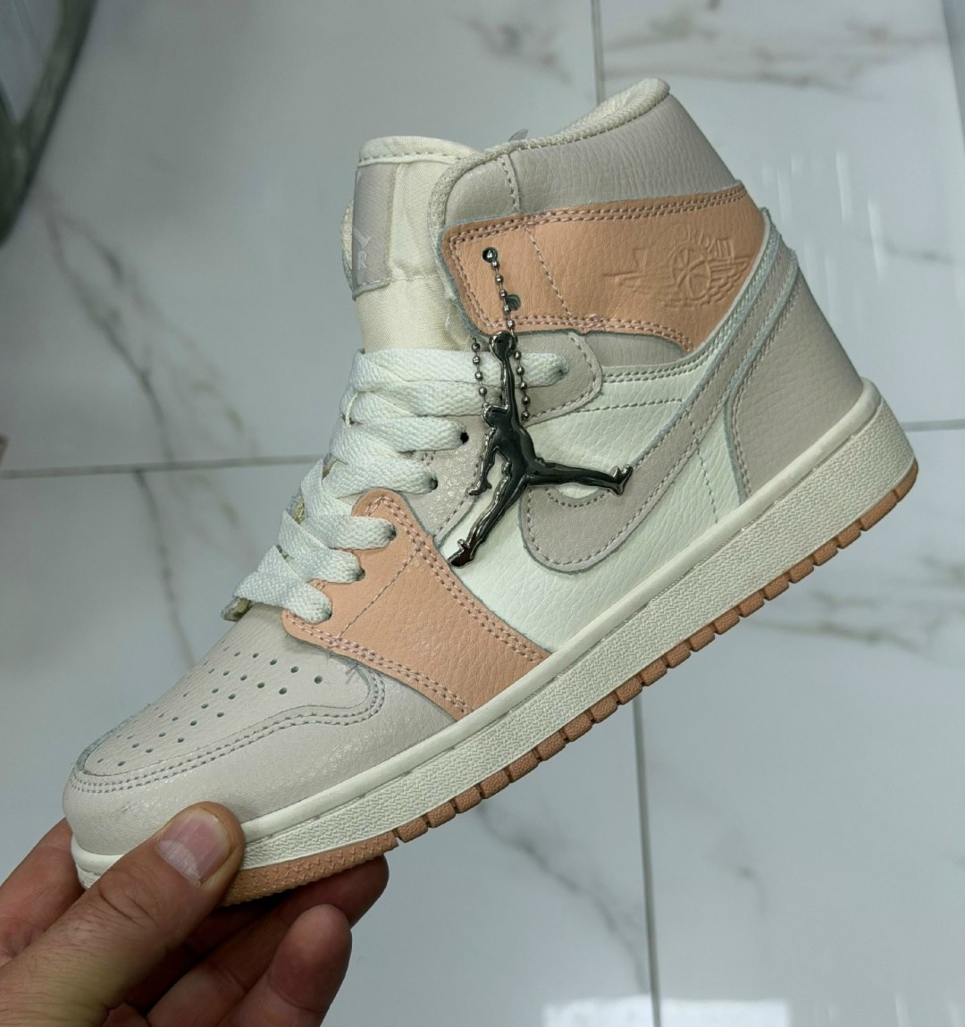 nike air jordan 1 mid milan,nike air jordan 1 mid,кроссовки nike air jordan 1 mid milan,nike air jordan 1,air jordan 1 mid